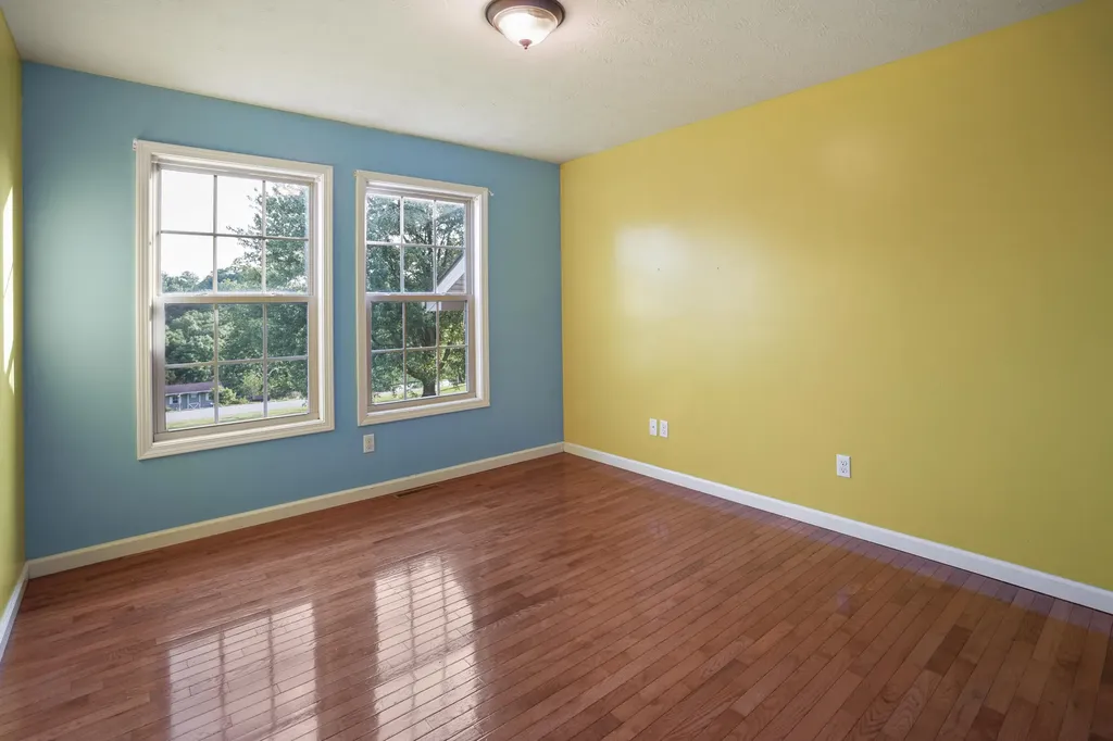 61 Halcomb East Road Orlando KY 40460