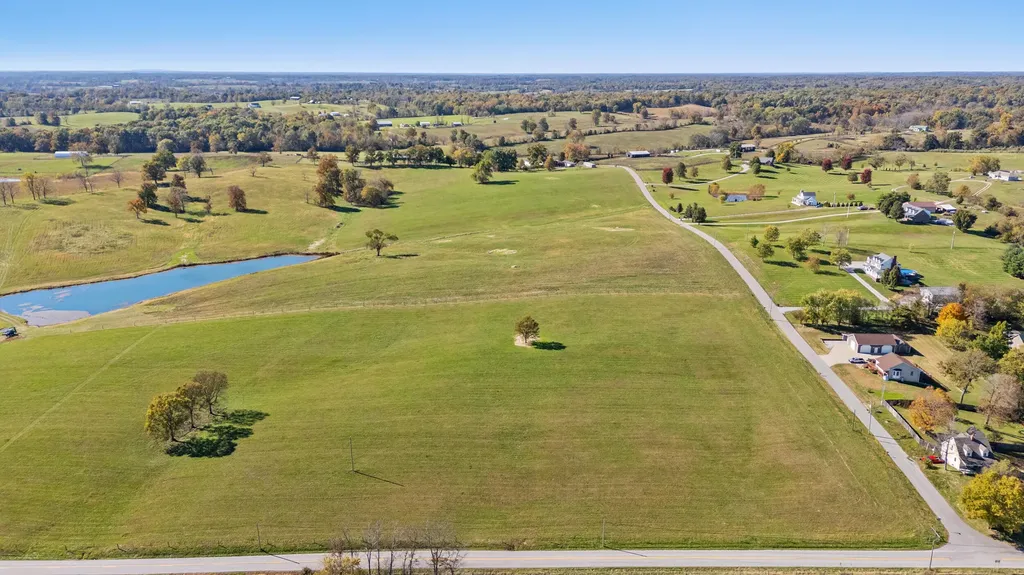 3594 Long Lick Pike Stamping Ground KY 40379