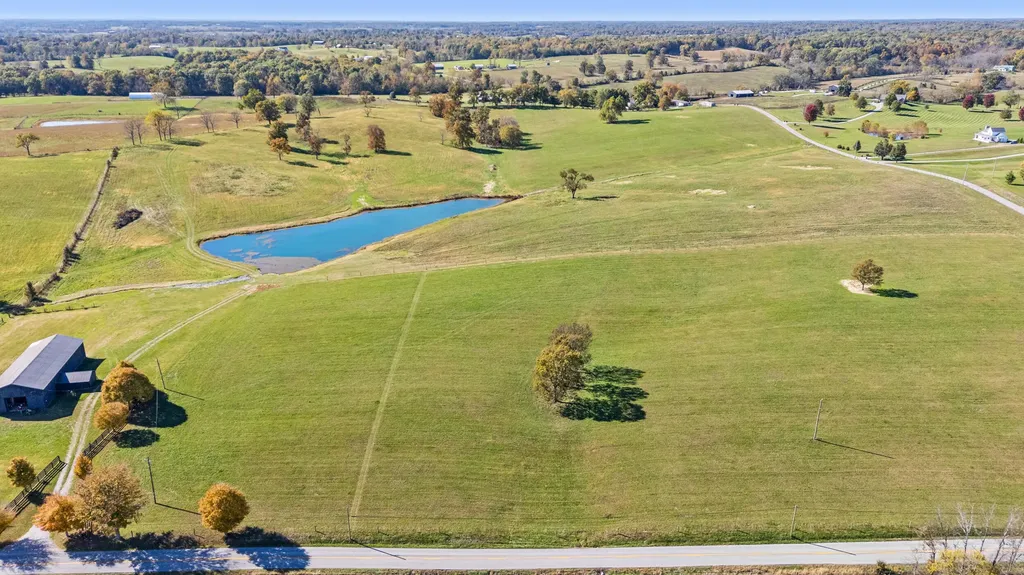 3594 Long Lick Pike Stamping Ground KY 40379