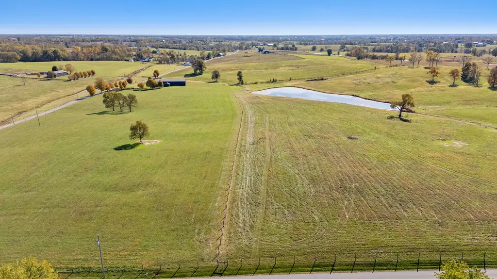 3594 Long Lick Pike Stamping Ground KY 40379