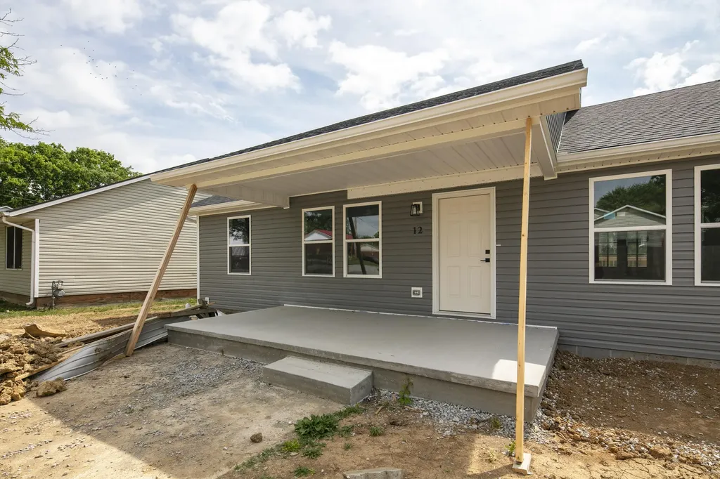 12 Pocahontas Trail Winchester KY 40391