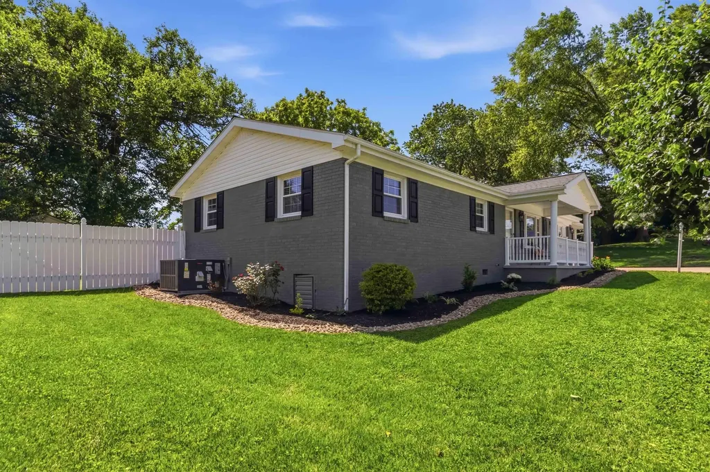239 Mcfadden Drive Corbin KY 40701