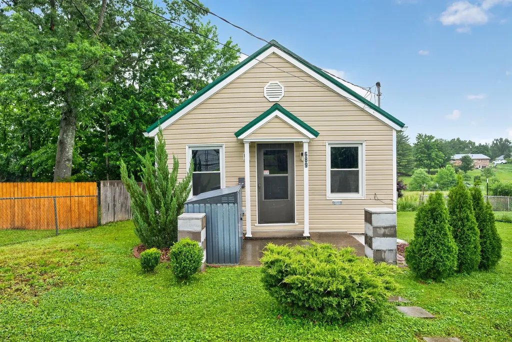689 Fairview Court Harrodsburg KY 40330