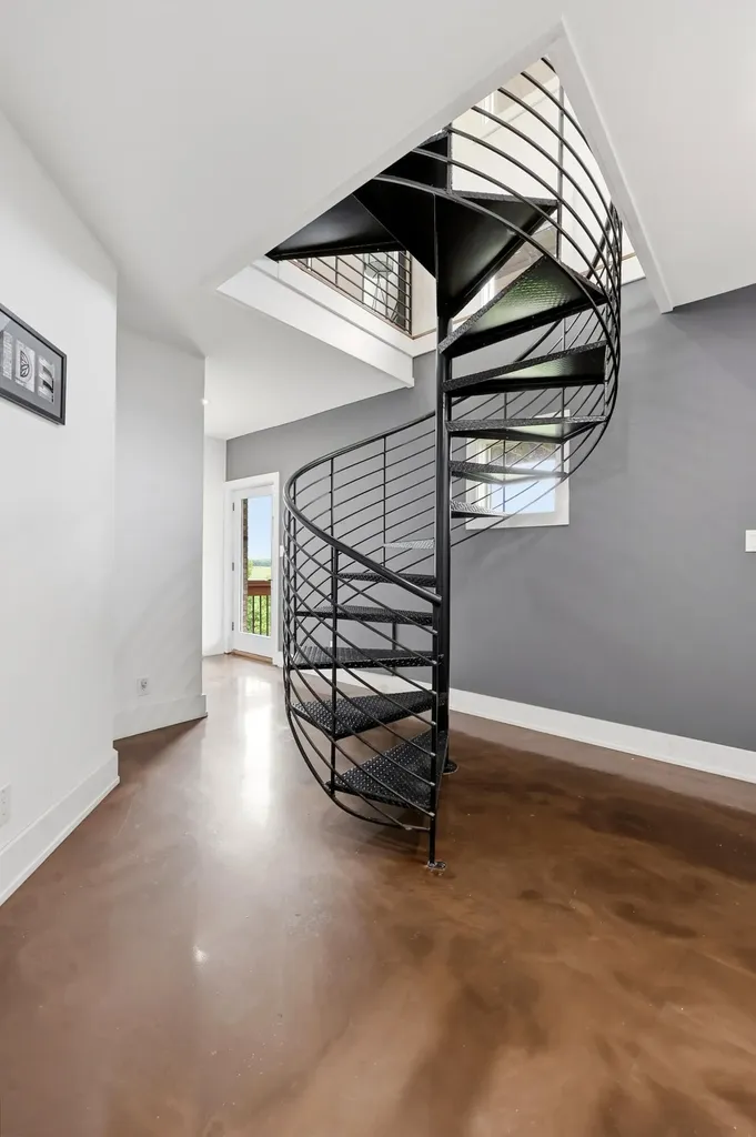 1011 Sunnyview Lane Frankfort KY 40601