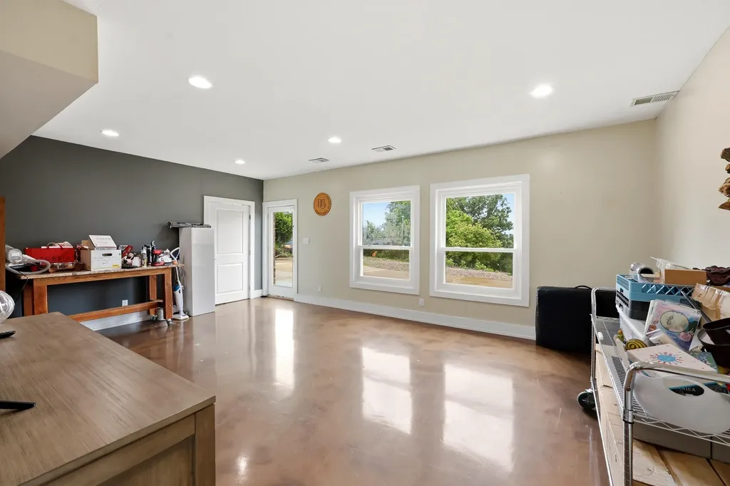 1011 Sunnyview Lane Frankfort KY 40601
