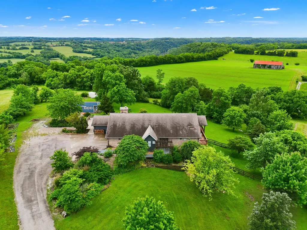 1011 Sunnyview Lane Frankfort KY 40601