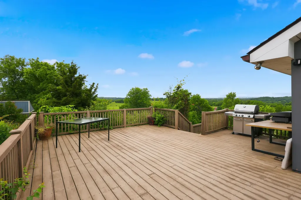 1011 Sunnyview Lane Frankfort KY 40601