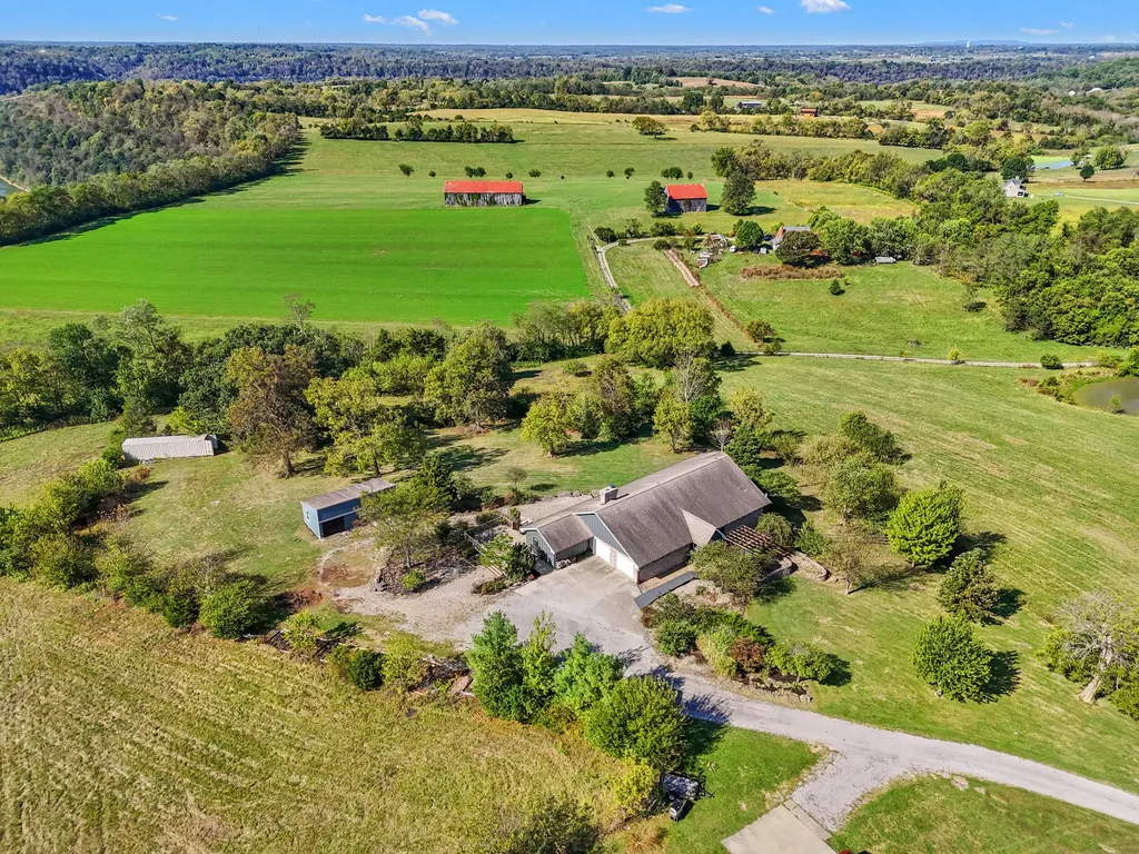 1011 Sunnyview Lane Frankfort KY 40601