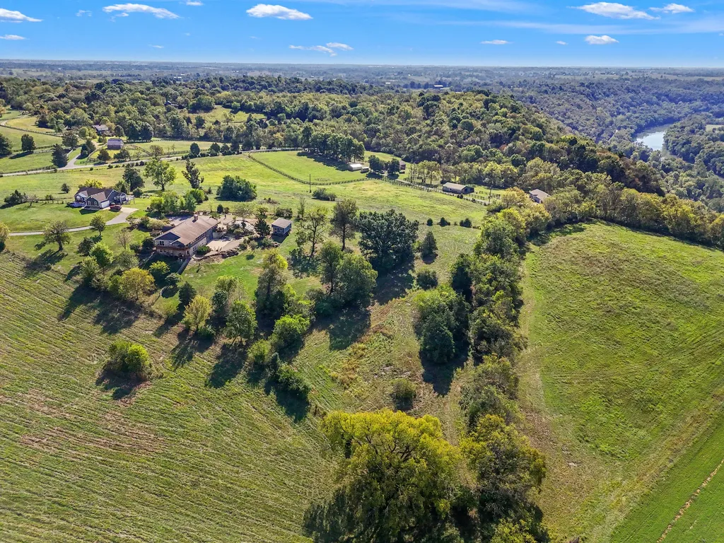1011 Sunnyview Lane Frankfort KY 40601