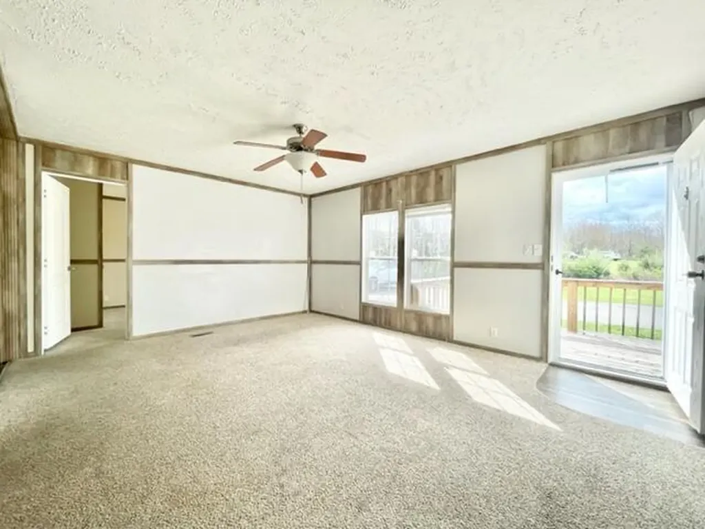 25 T Millers Way Science Hill KY 42553