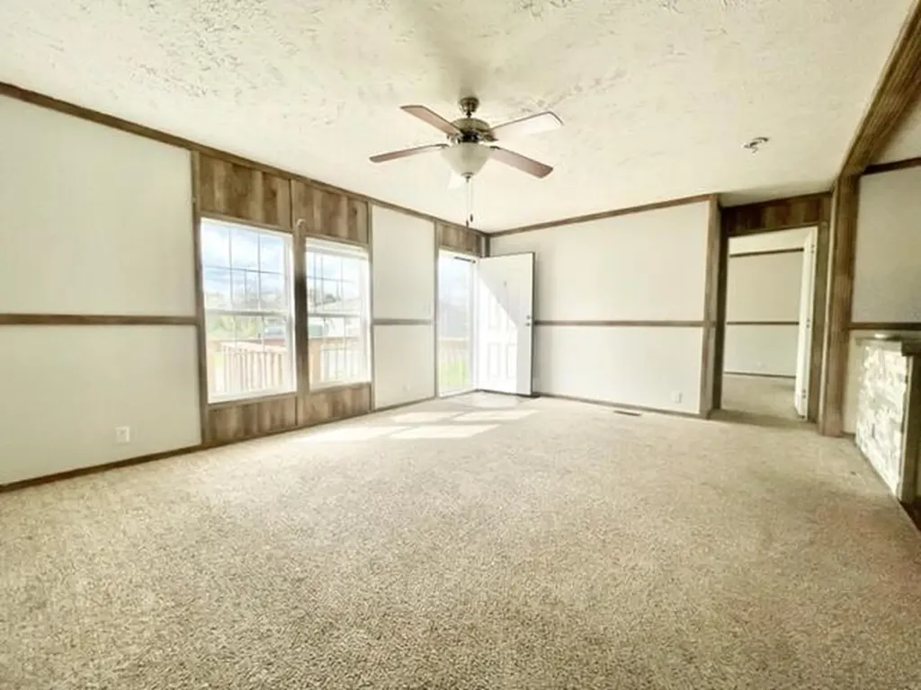 25 T Millers Way Science Hill KY 42553