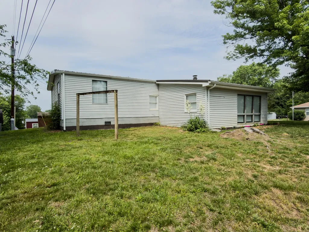 121 Anderson Drive Somerset KY 42503