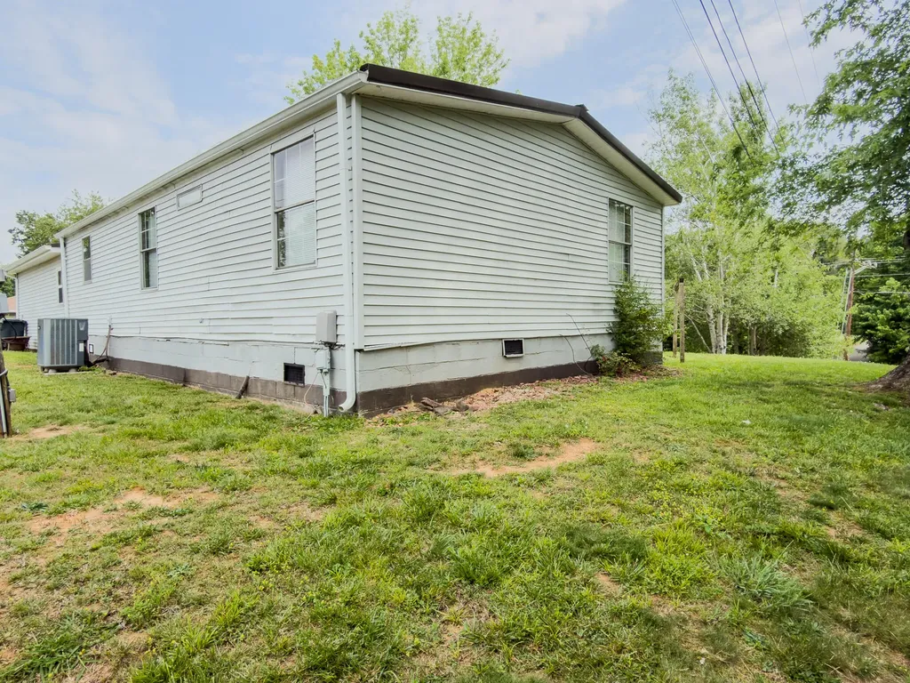 121 Anderson Drive Somerset KY 42503