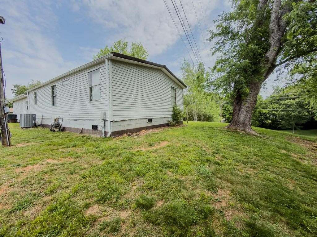 121 Anderson Drive Somerset KY 42503