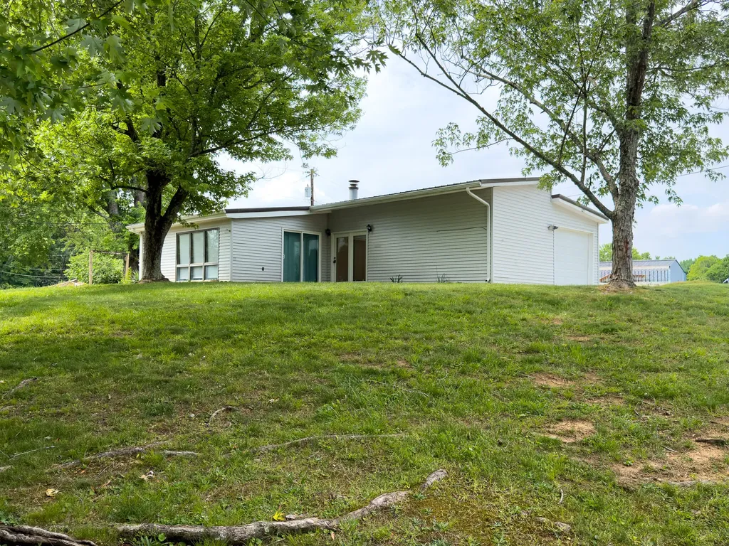 121 Anderson Drive Somerset KY 42503
