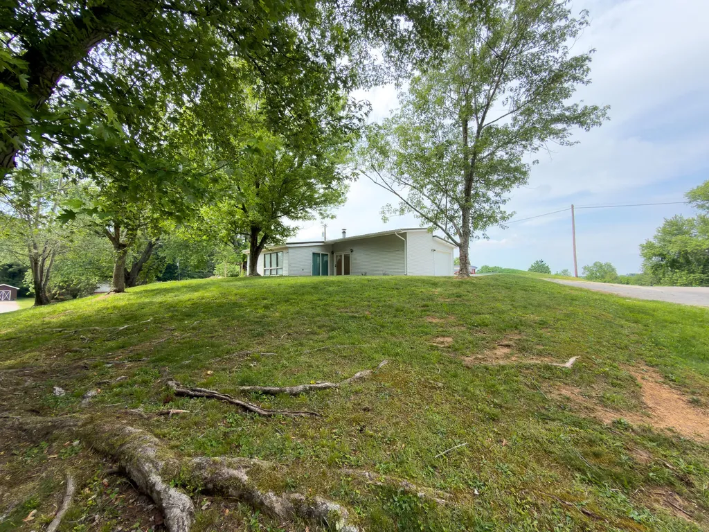 121 Anderson Drive Somerset KY 42503