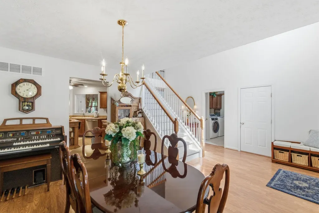4533 Largo Lane Lexington KY 40515