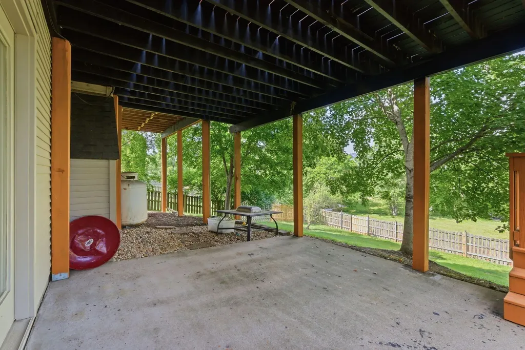 4533 Largo Lane Lexington KY 40515