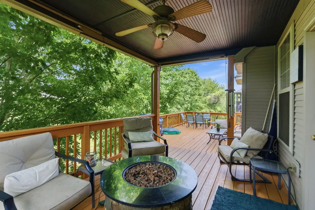 4533 Largo Lane Lexington KY 40515