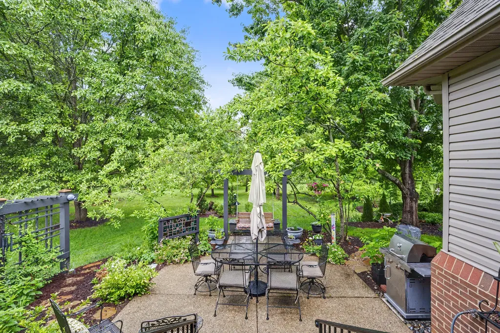3297 Malone Drive Lexington KY 40513