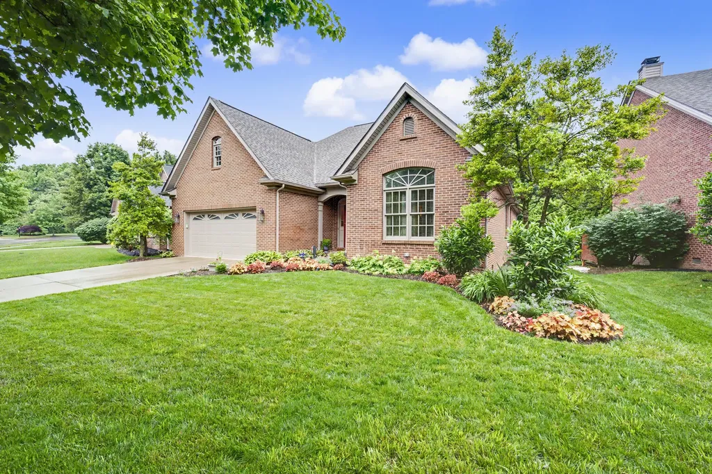 3297 Malone Drive Lexington KY 40513