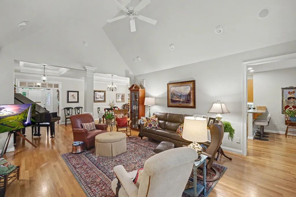 3297 Malone Drive Lexington KY 40513