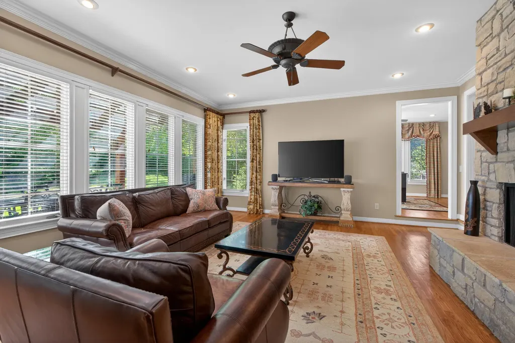 1201 Sebring Lane Lexington KY 40513