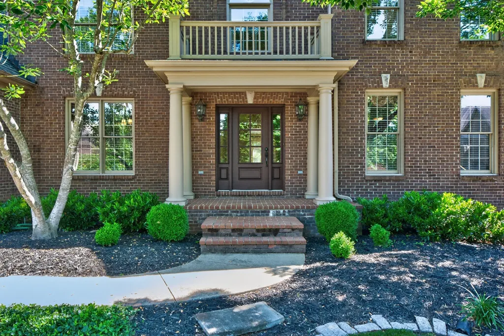 1201 Sebring Lane Lexington KY 40513