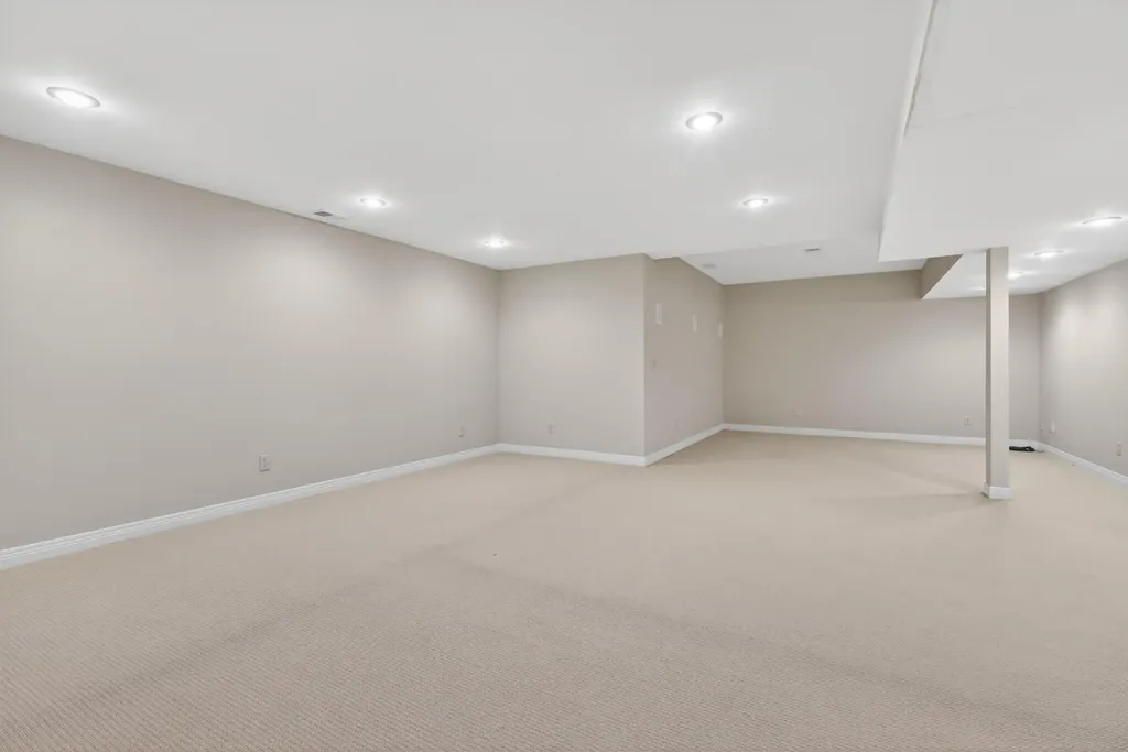 1201 Sebring Lane Lexington KY 40513