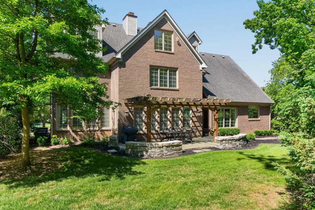 1201 Sebring Lane Lexington KY 40513