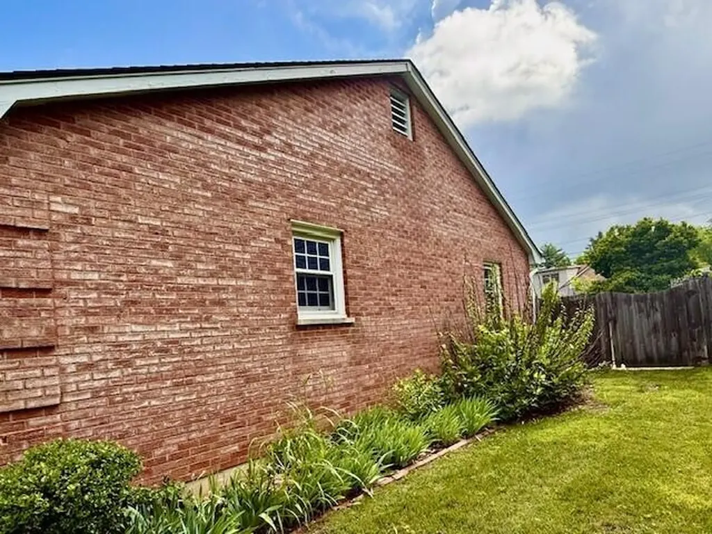 3304 Bellefonte Drive Lexington KY 40502