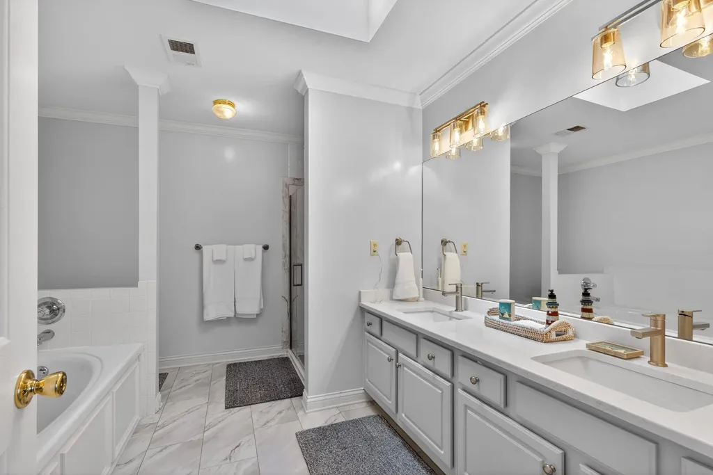 4325 Crescent Springs Court Lexington KY 40515