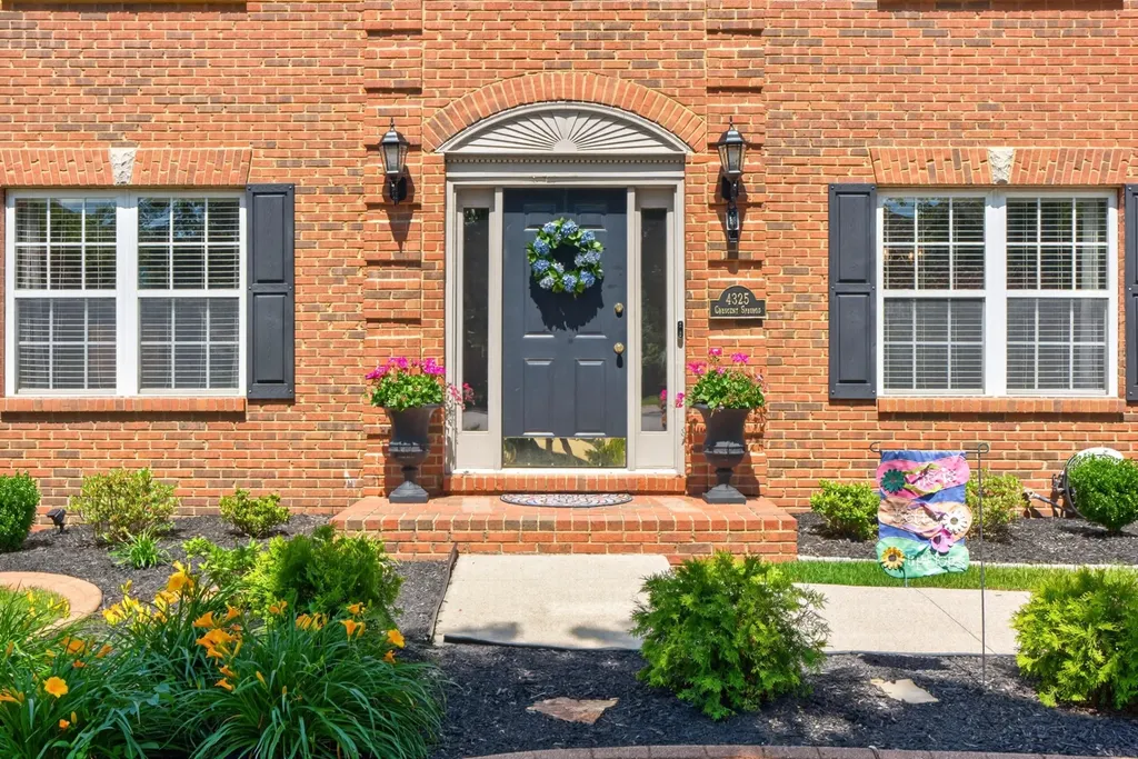 4325 Crescent Springs Court Lexington KY 40515