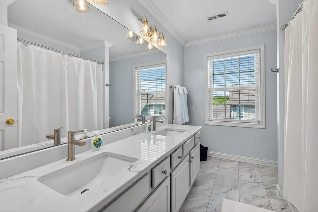 4325 Crescent Springs Court Lexington KY 40515