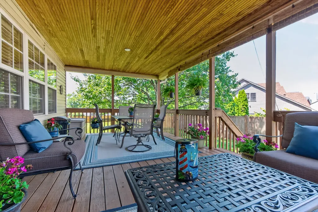 4325 Crescent Springs Court Lexington KY 40515
