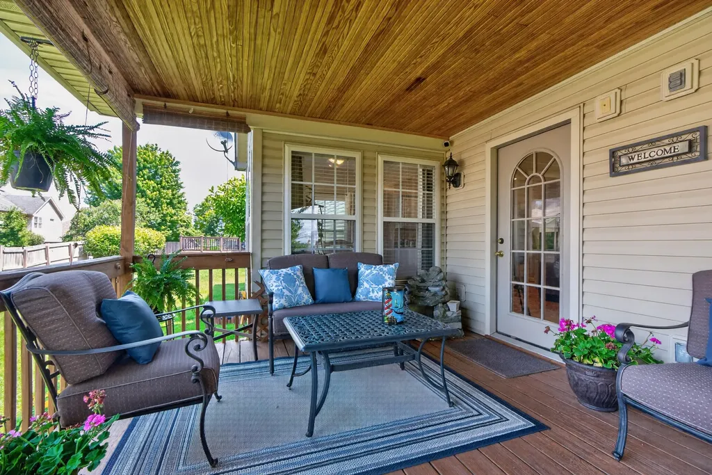 4325 Crescent Springs Court Lexington KY 40515