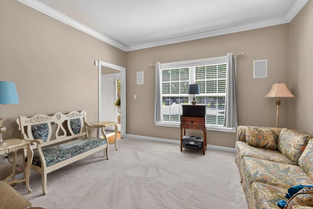 4325 Crescent Springs Court Lexington KY 40515