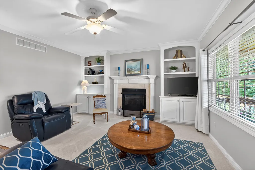 4325 Crescent Springs Court Lexington KY 40515