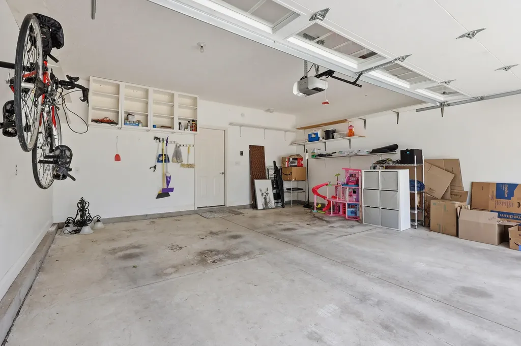 121 Gleneagles Way Versailles KY 40383