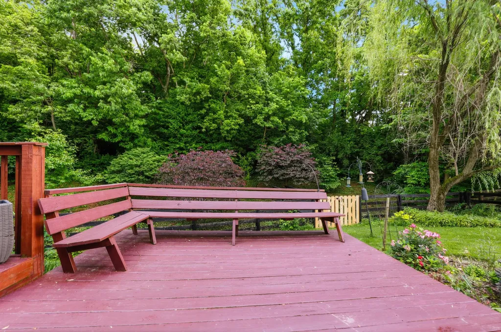 121 Gleneagles Way Versailles KY 40383