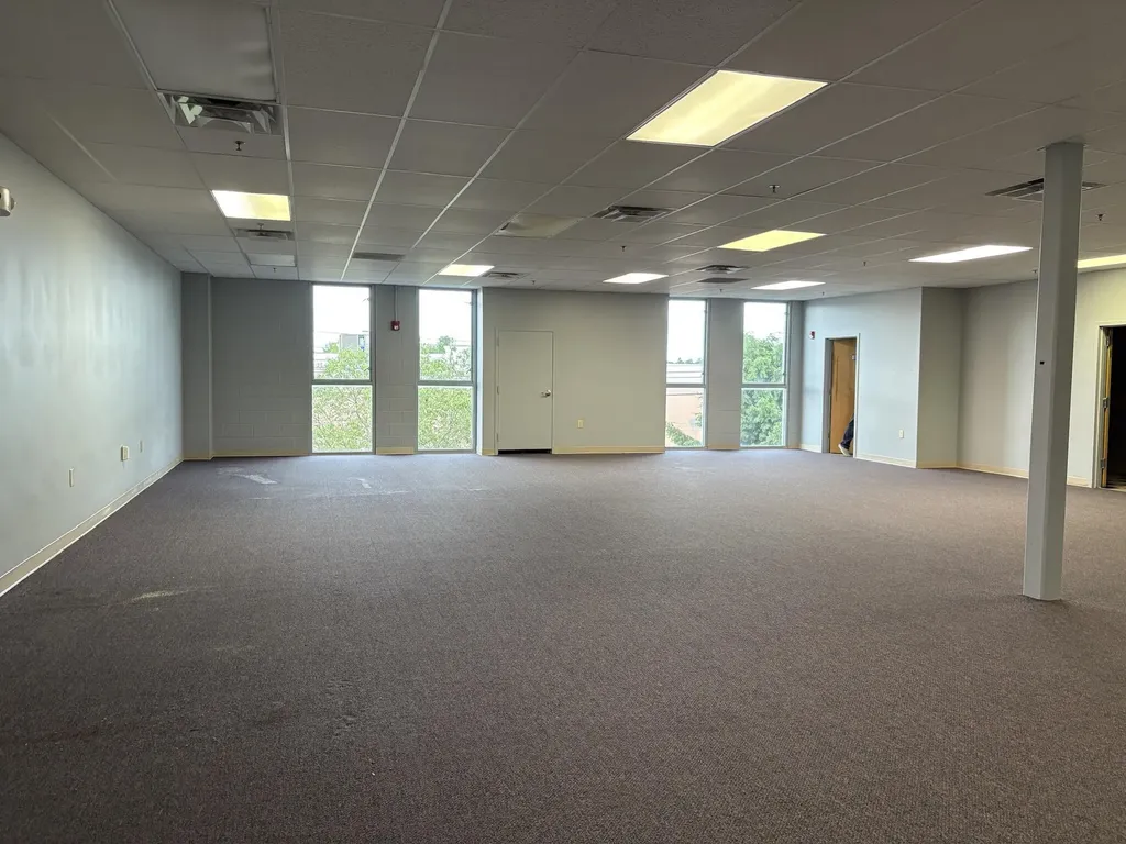 185 Pasadena Drive Lexington KY 40503