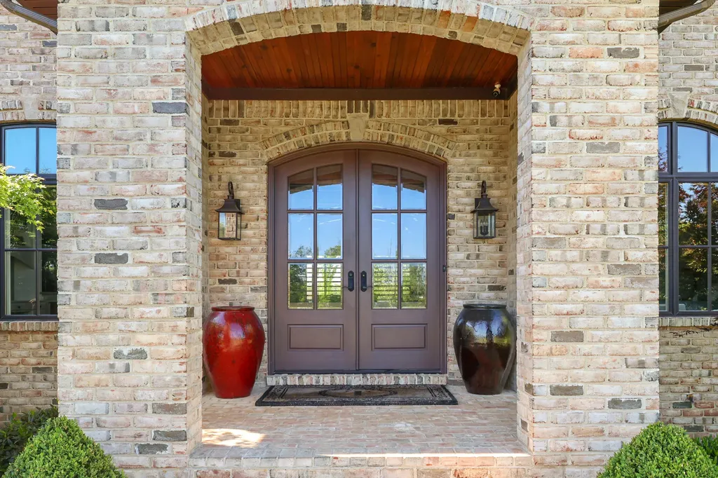 402 Chandamere Way Nicholasville KY 40356