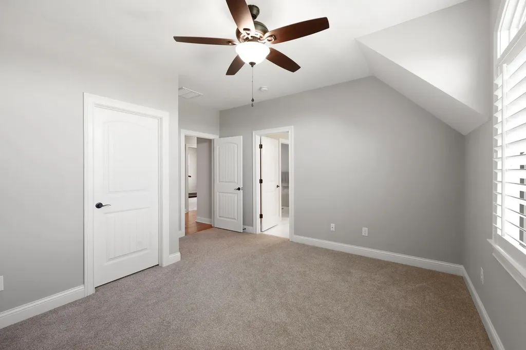 402 Chandamere Way Nicholasville KY 40356