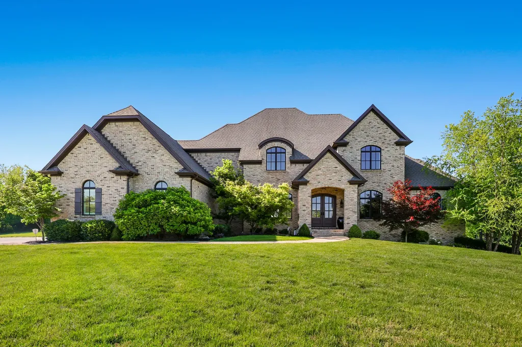 402 Chandamere Way Nicholasville KY 40356