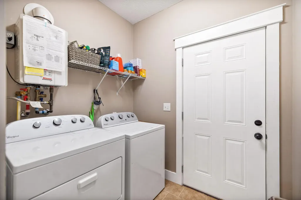 233 Schollsville Road Winchester KY 40391