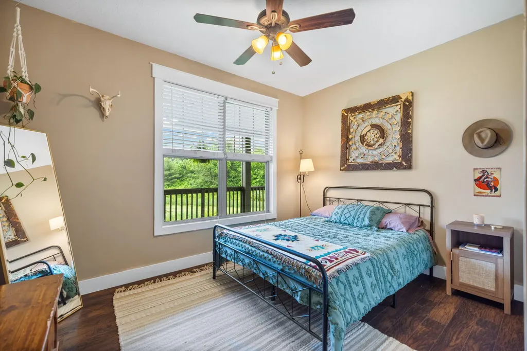 233 Schollsville Road Winchester KY 40391