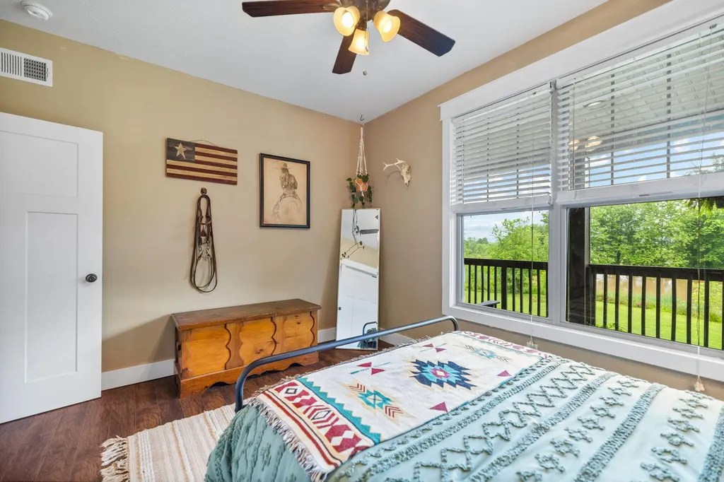 233 Schollsville Road Winchester KY 40391