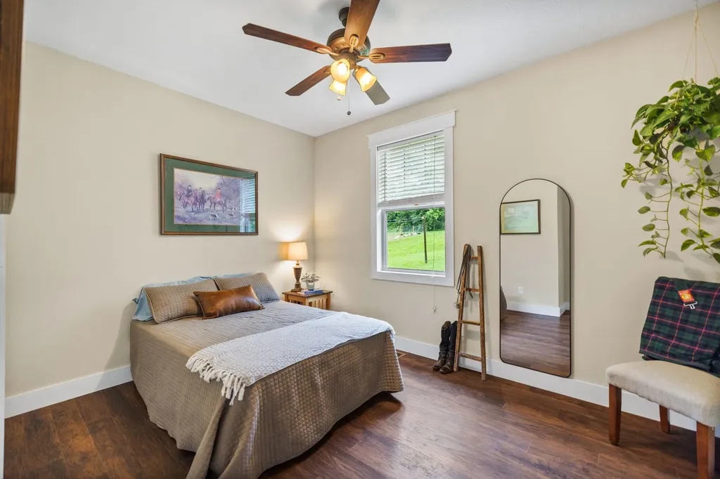 233 Schollsville Road Winchester KY 40391