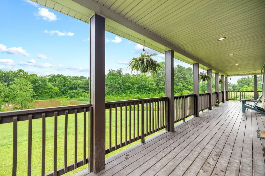 233 Schollsville Road Winchester KY 40391