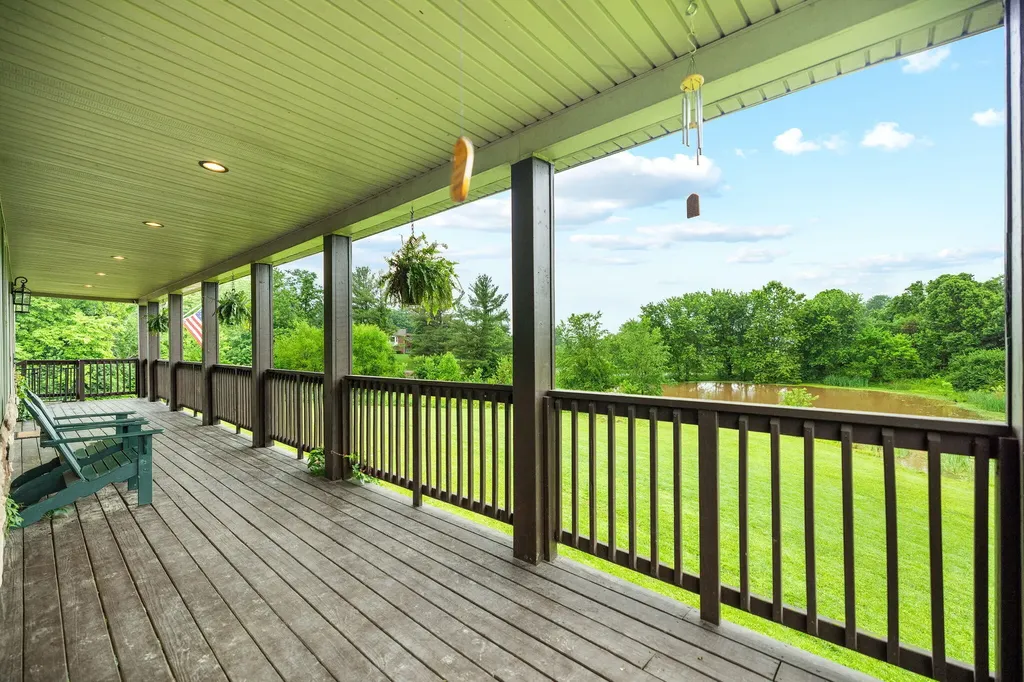 233 Schollsville Road Winchester KY 40391